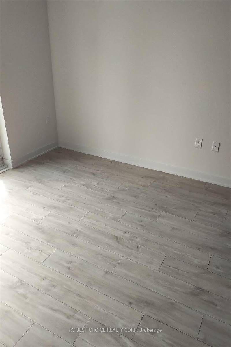 Photo 3 of Unit 306, 27 Bathurst Street, Toronto, Waterfront Communities — HOMEH