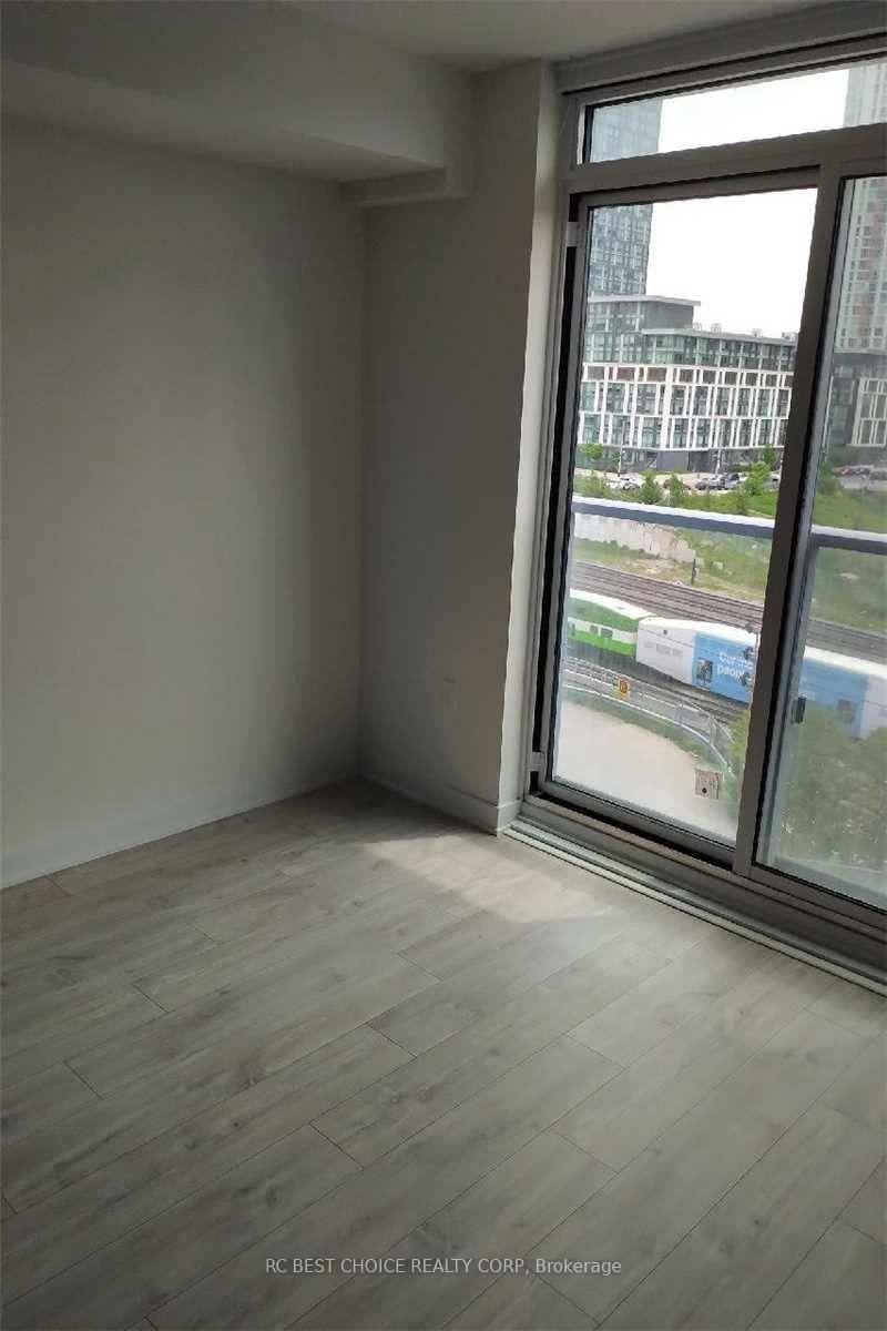 Photo 5 of Unit 306, 27 Bathurst Street, Toronto, Waterfront Communities — HOMEH