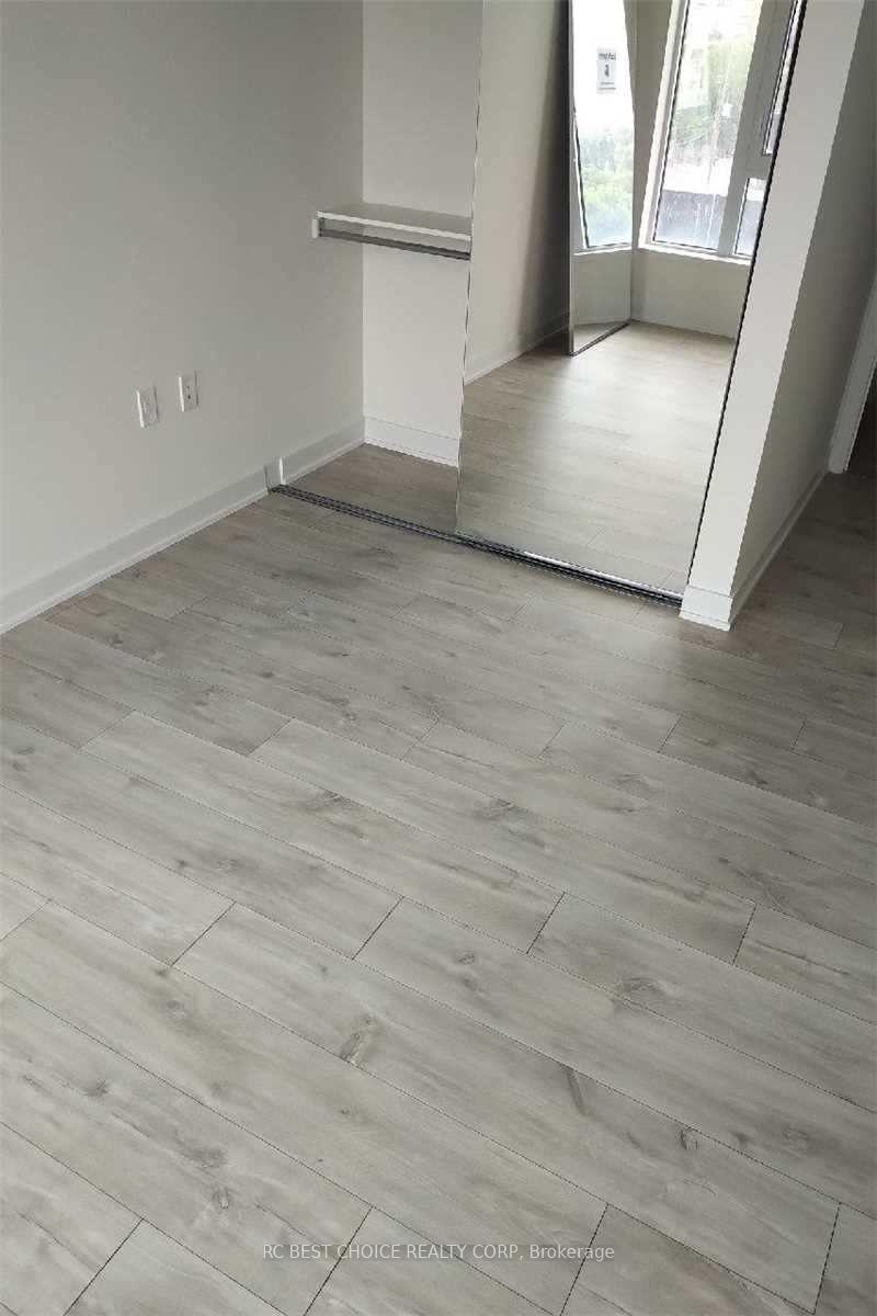 Photo 7 of Unit 306, 27 Bathurst Street, Toronto, Waterfront Communities — HOMEH
