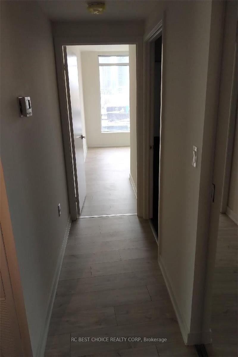 Photo 8 of Unit 306, 27 Bathurst Street, Toronto, Waterfront Communities — HOMEH