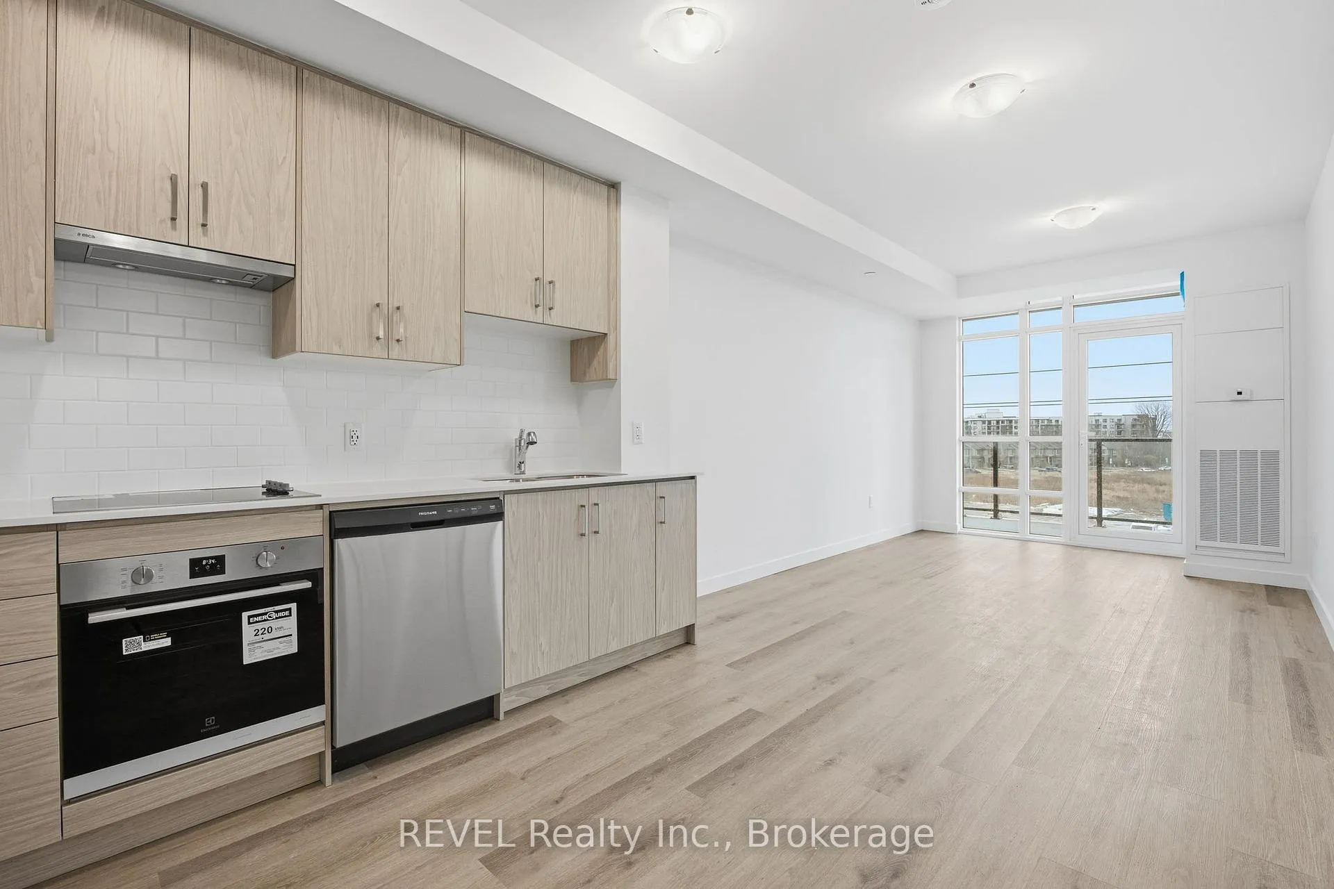 Photo 7 of Unit 415, 461 Green Road, Hamilton, Lakeshore — HOMEH