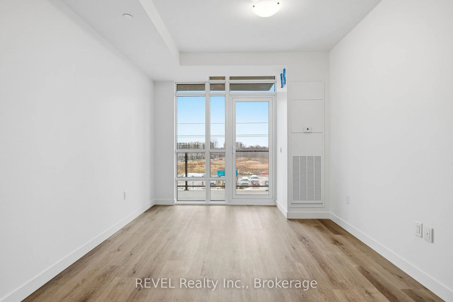 Photo 11 of Unit 415, 461 Green Road, Hamilton, Lakeshore — HOMEH