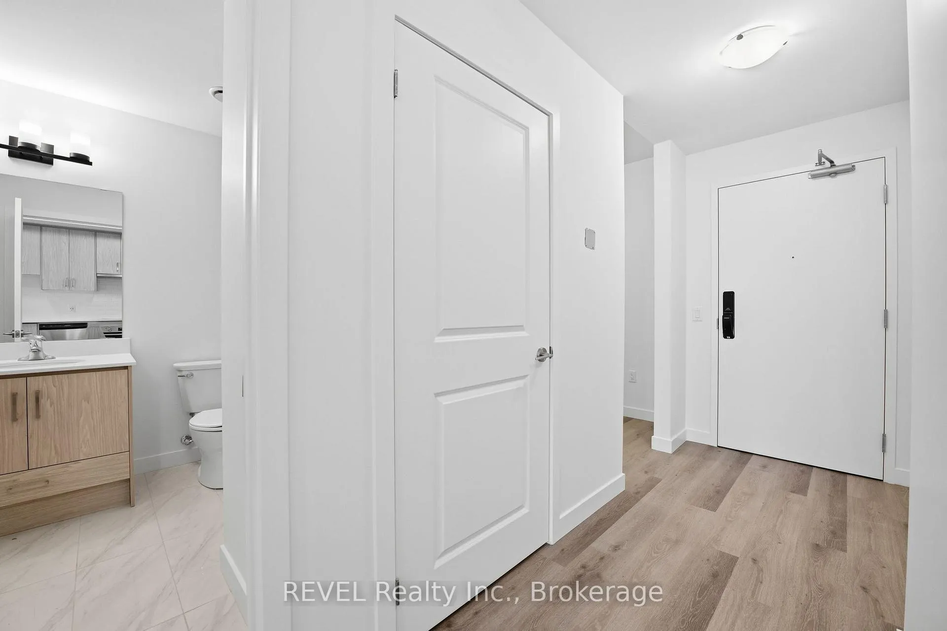 Photo 18 of Unit 415, 461 Green Road, Hamilton, Lakeshore — HOMEH