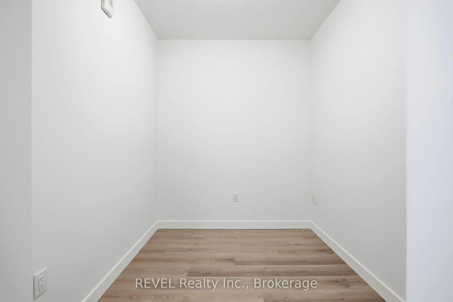 Photo 21 of Unit 415, 461 Green Road, Hamilton, Lakeshore — HOMEH