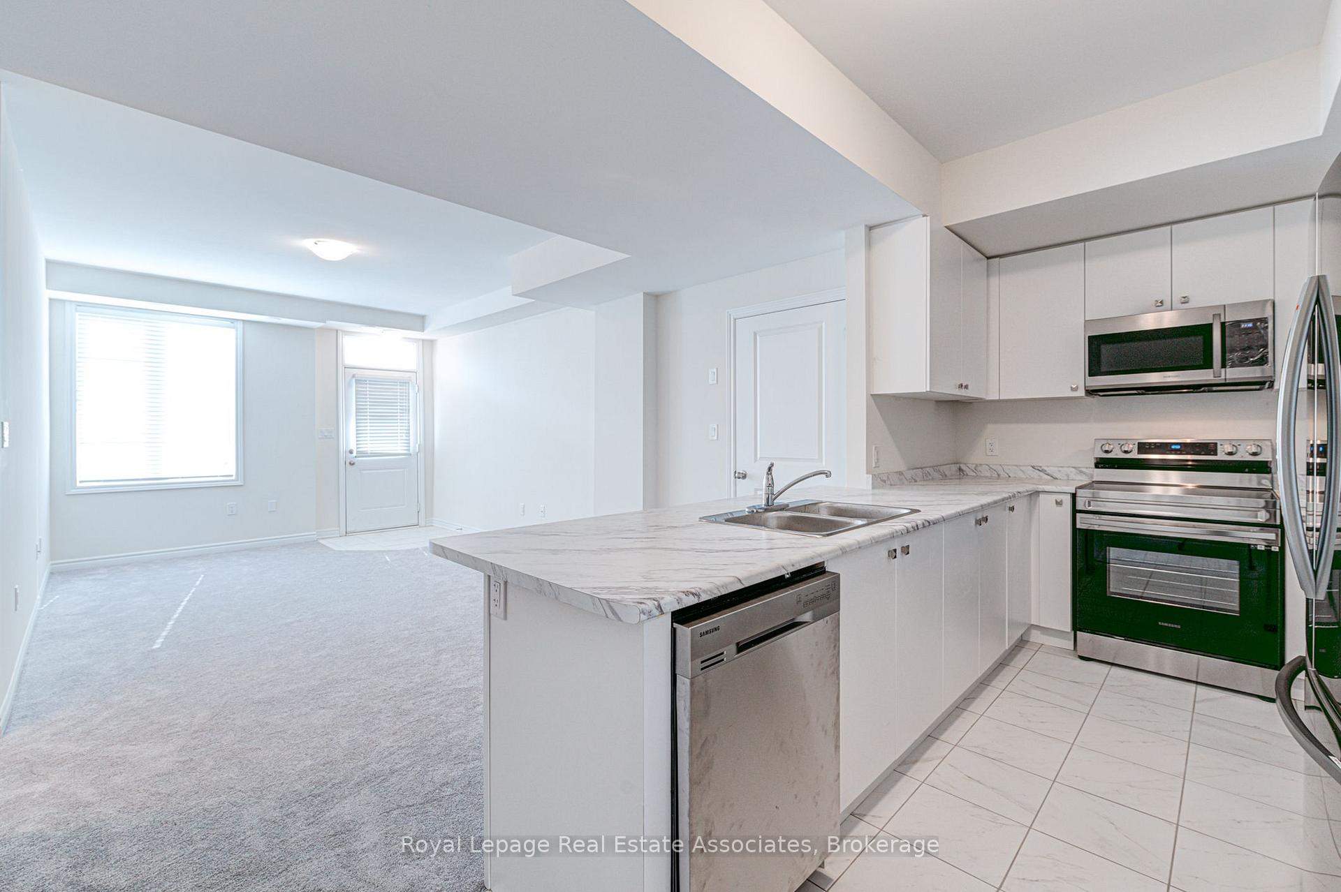 Photo 9 of Unit 53, 383 Dundas Street E, Hamilton, Waterdown — HOMEH