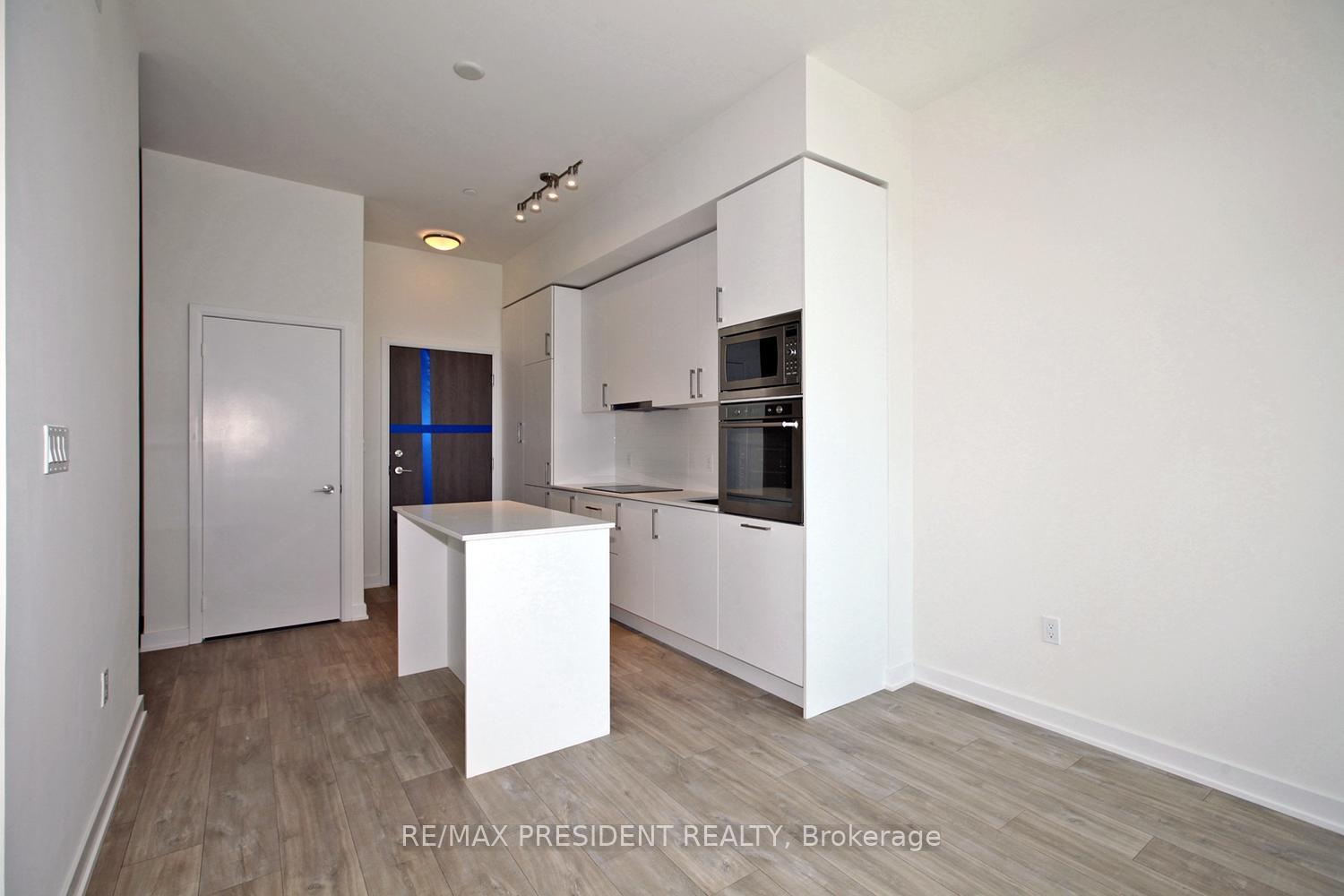 Photo 4 of Unit 404W, 27 Bathrust Street, Toronto, Waterfront Communities — HOMEH