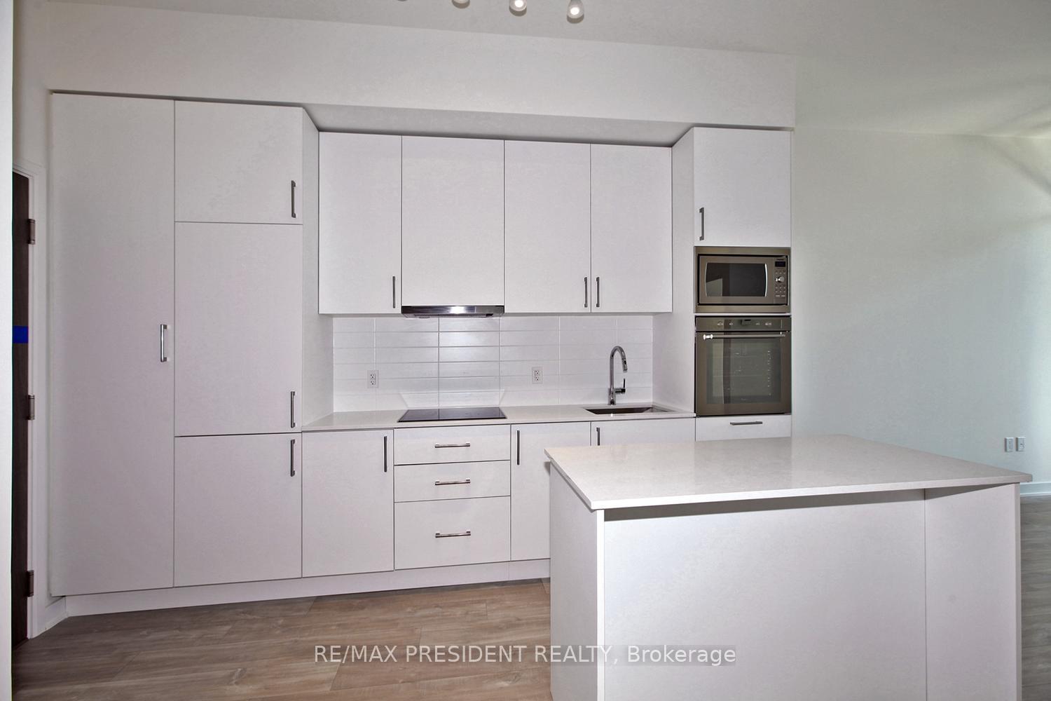 Photo 8 of Unit 404W, 27 Bathrust Street, Toronto, Waterfront Communities — HOMEH