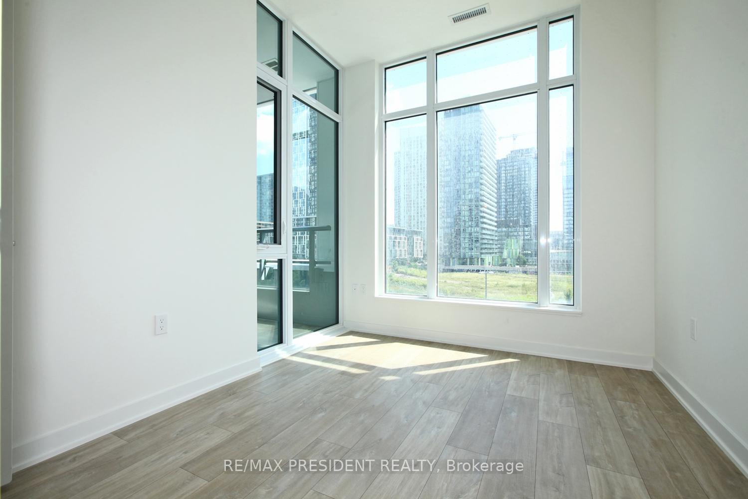 Photo 12 of Unit 404W, 27 Bathrust Street, Toronto, Waterfront Communities — HOMEH