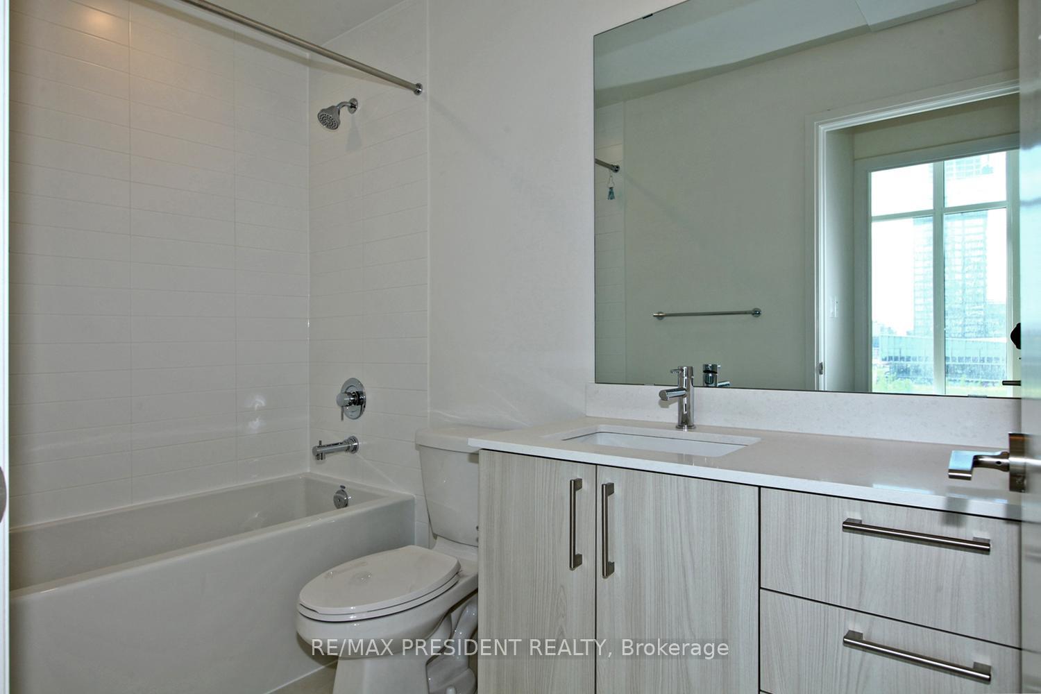 Photo 17 of Unit 404W, 27 Bathrust Street, Toronto, Waterfront Communities — HOMEH