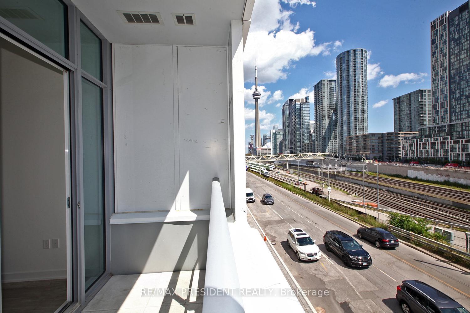 Photo 19 of Unit 404W, 27 Bathrust Street, Toronto, Waterfront Communities — HOMEH