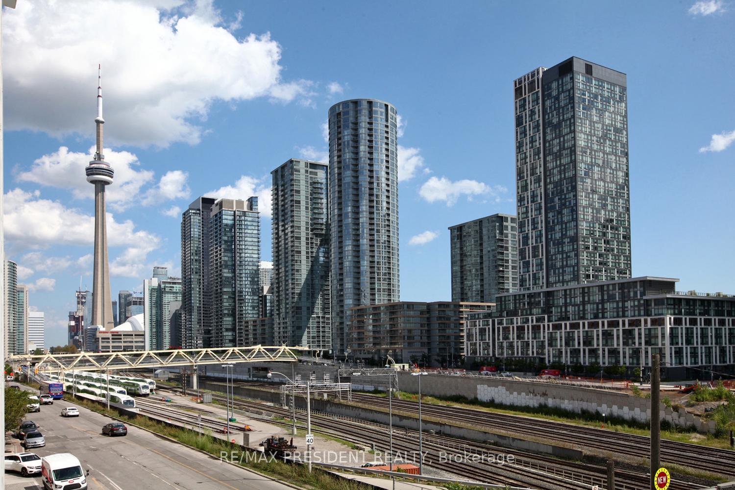 Photo 25 of Unit 404W, 27 Bathrust Street, Toronto, Waterfront Communities — HOMEH