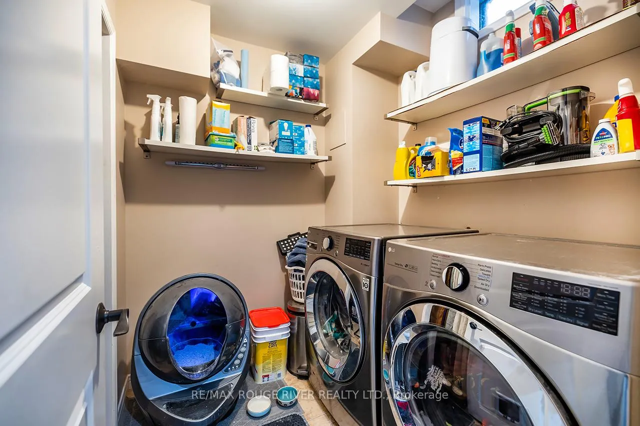 Photo 24 of 29 Elford Drive, Clarington, Bowmanville — HOMEH