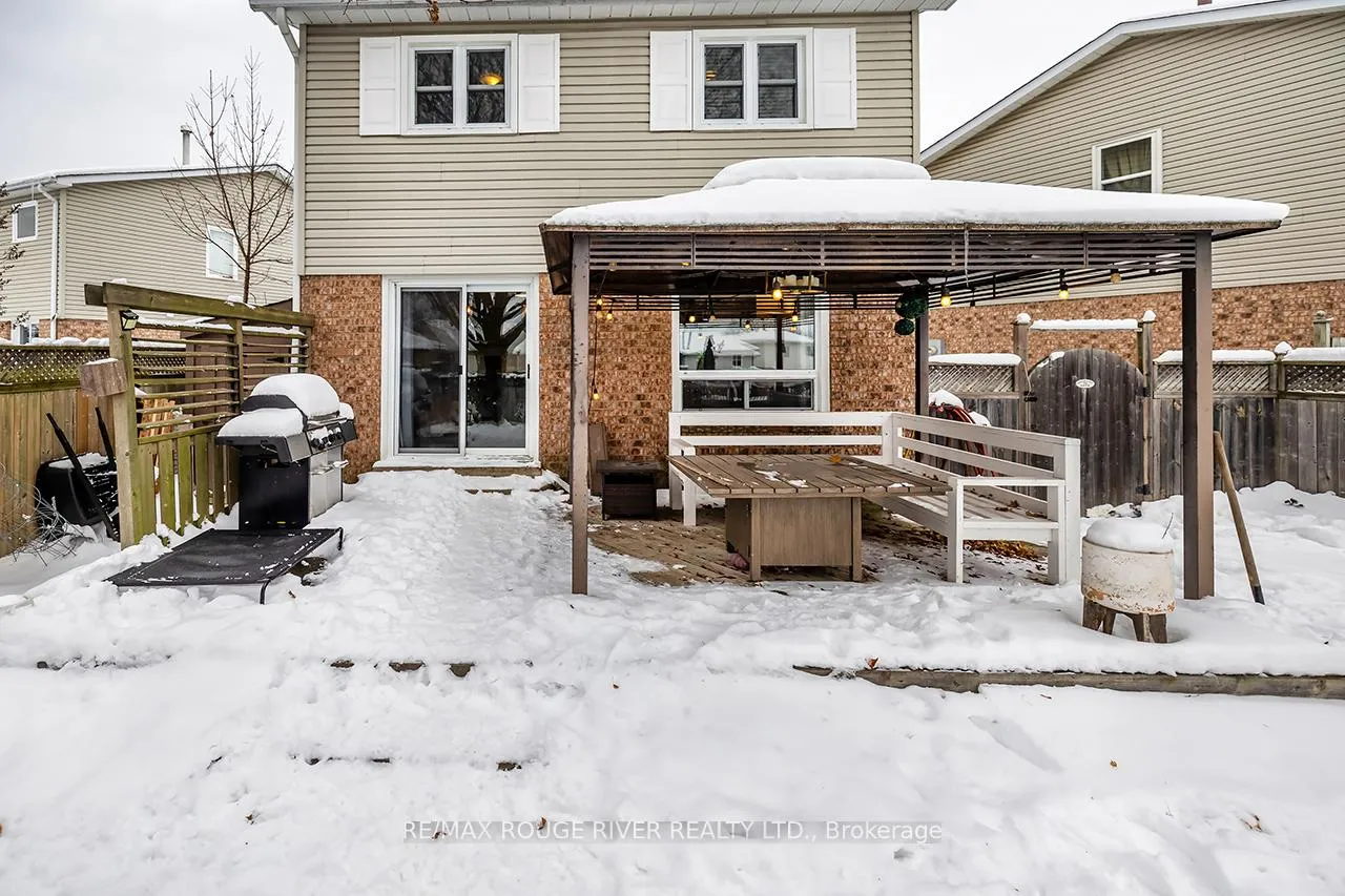 Photo 25 of 29 Elford Drive, Clarington, Bowmanville — HOMEH