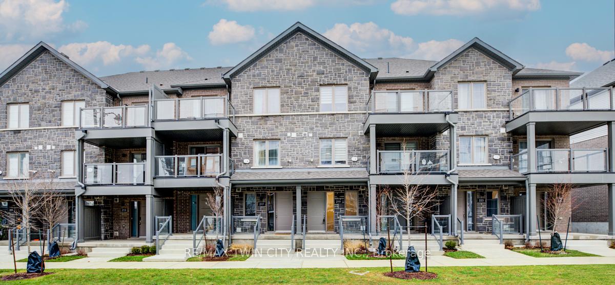 Photo 4 of Unit 81, 219 West Oak Trail, Kitchener — HOMEH