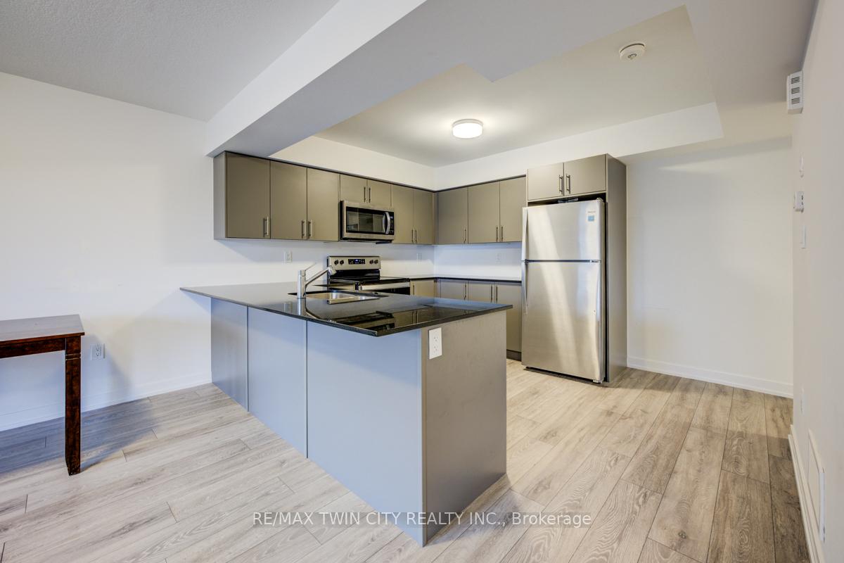 Photo 9 of Unit 81, 219 West Oak Trail, Kitchener — HOMEH