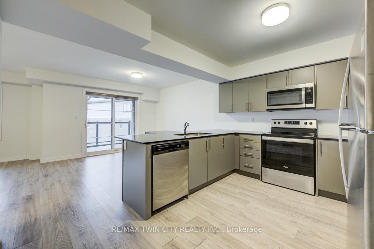 Photo 12 of Unit 81, 219 West Oak Trail, Kitchener — HOMEH