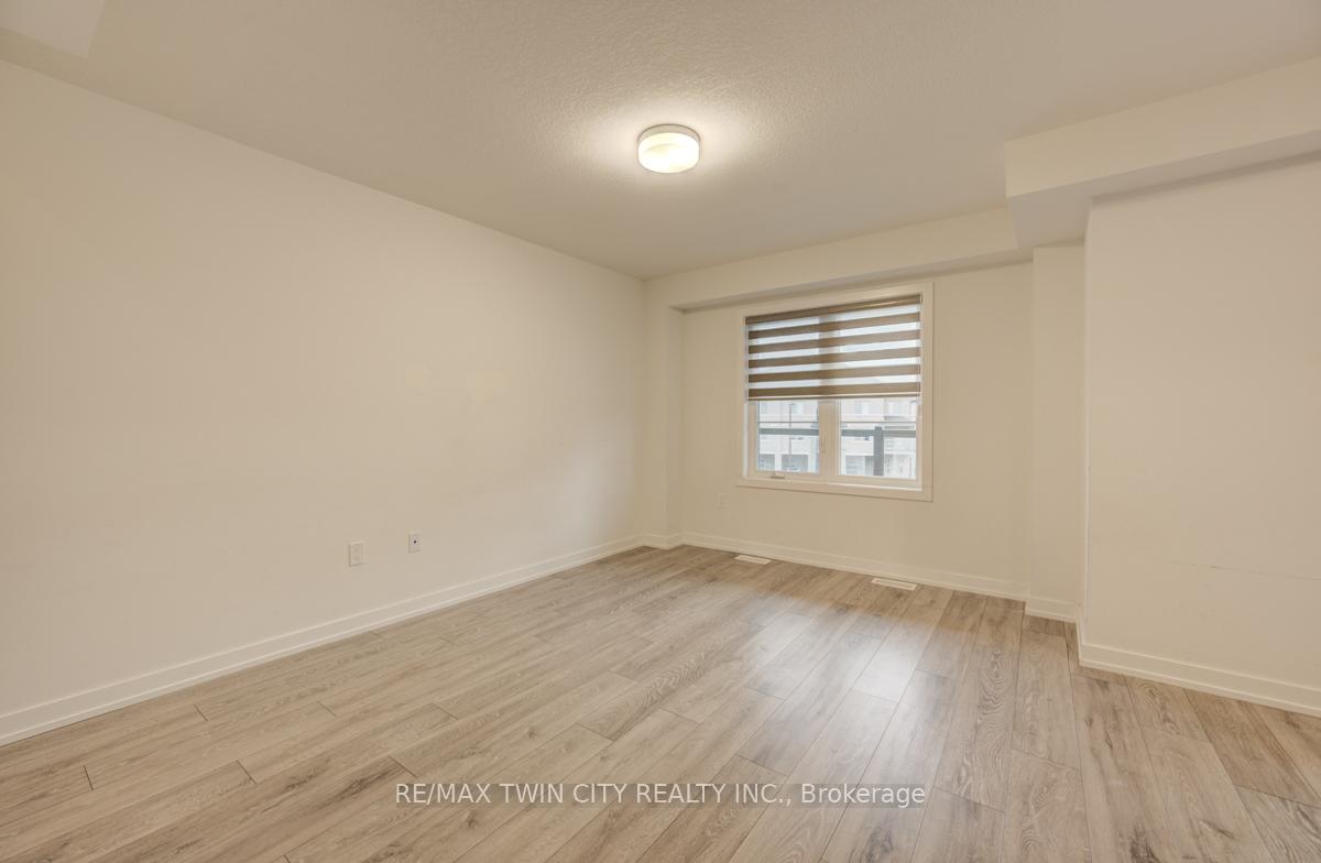 Photo 16 of Unit 81, 219 West Oak Trail, Kitchener — HOMEH
