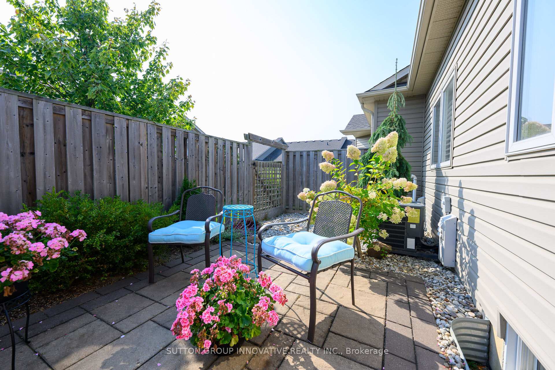 Photo 22 of 14 Murphy Lane, Hamilton, Binbrook — HOMEH