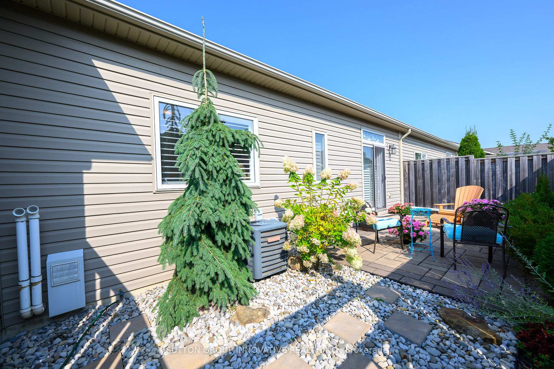Photo 23 of 14 Murphy Lane, Hamilton, Binbrook — HOMEH