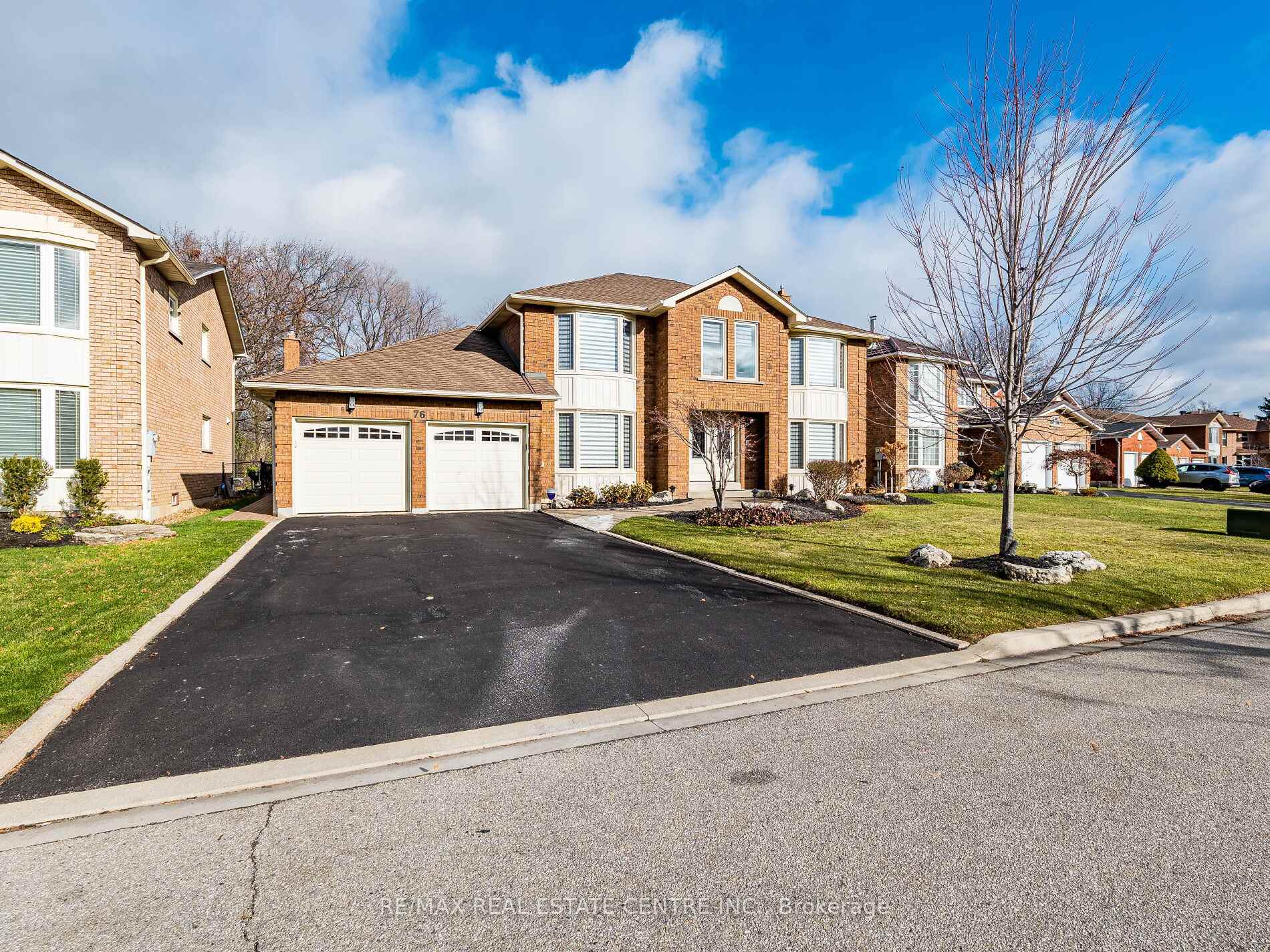 Photo 11 of 76 Turtlecreek Boulevard, Brampton, Fletcher's Creek South — HOMEH