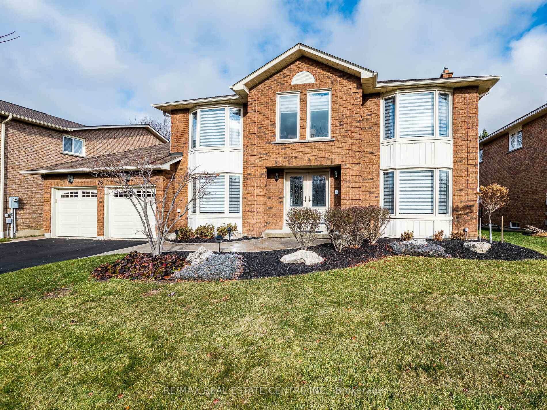 Photo 6 of 76 Turtlecreek Boulevard, Brampton, Fletcher's Creek South — HOMEH