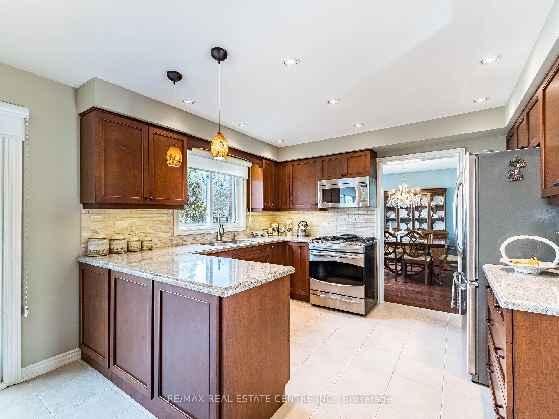 Photo 16 of 76 Turtlecreek Boulevard, Brampton, Fletcher's Creek South — HOMEH