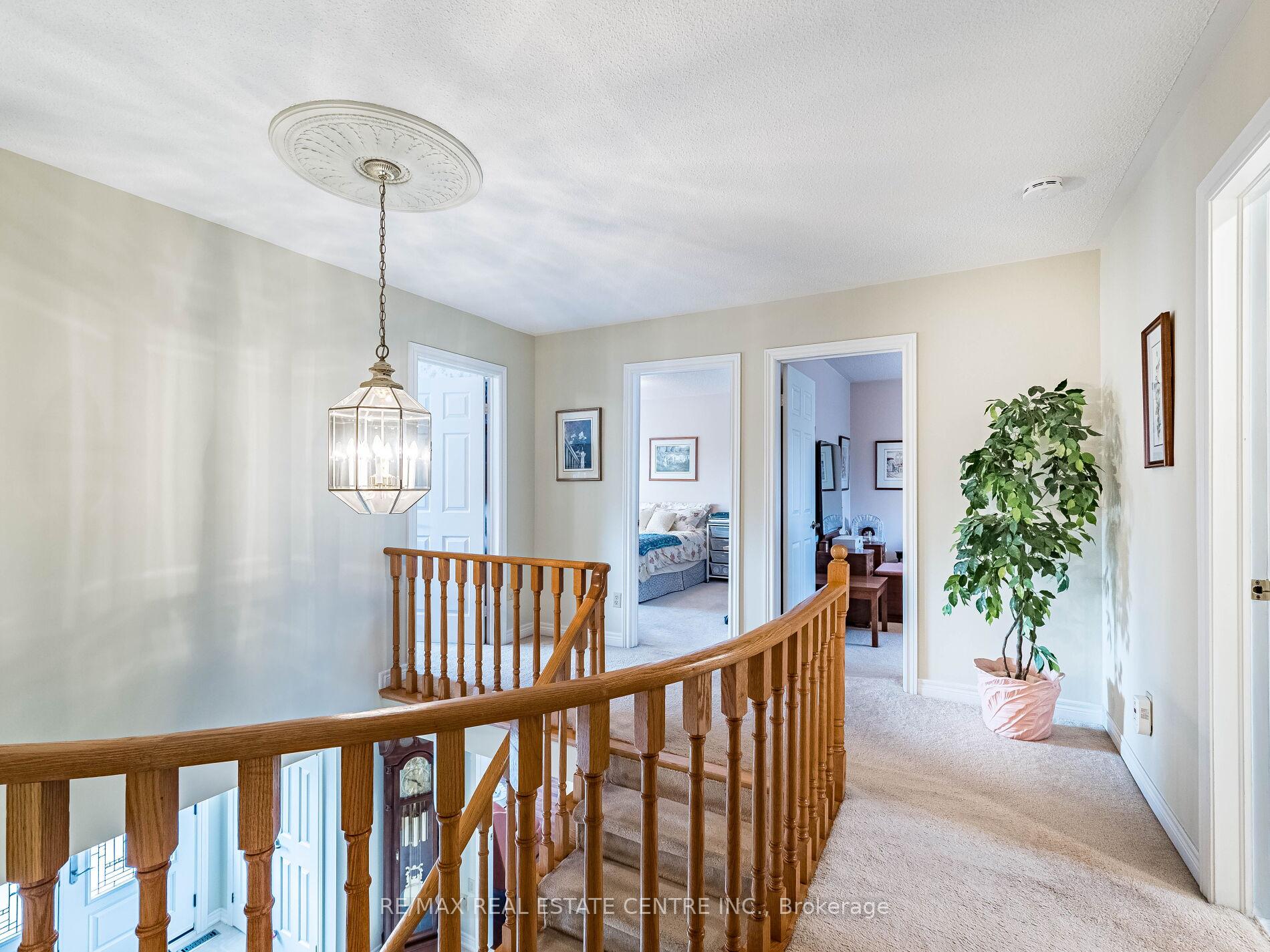 Photo 23 of 76 Turtlecreek Boulevard, Brampton, Fletcher's Creek South — HOMEH