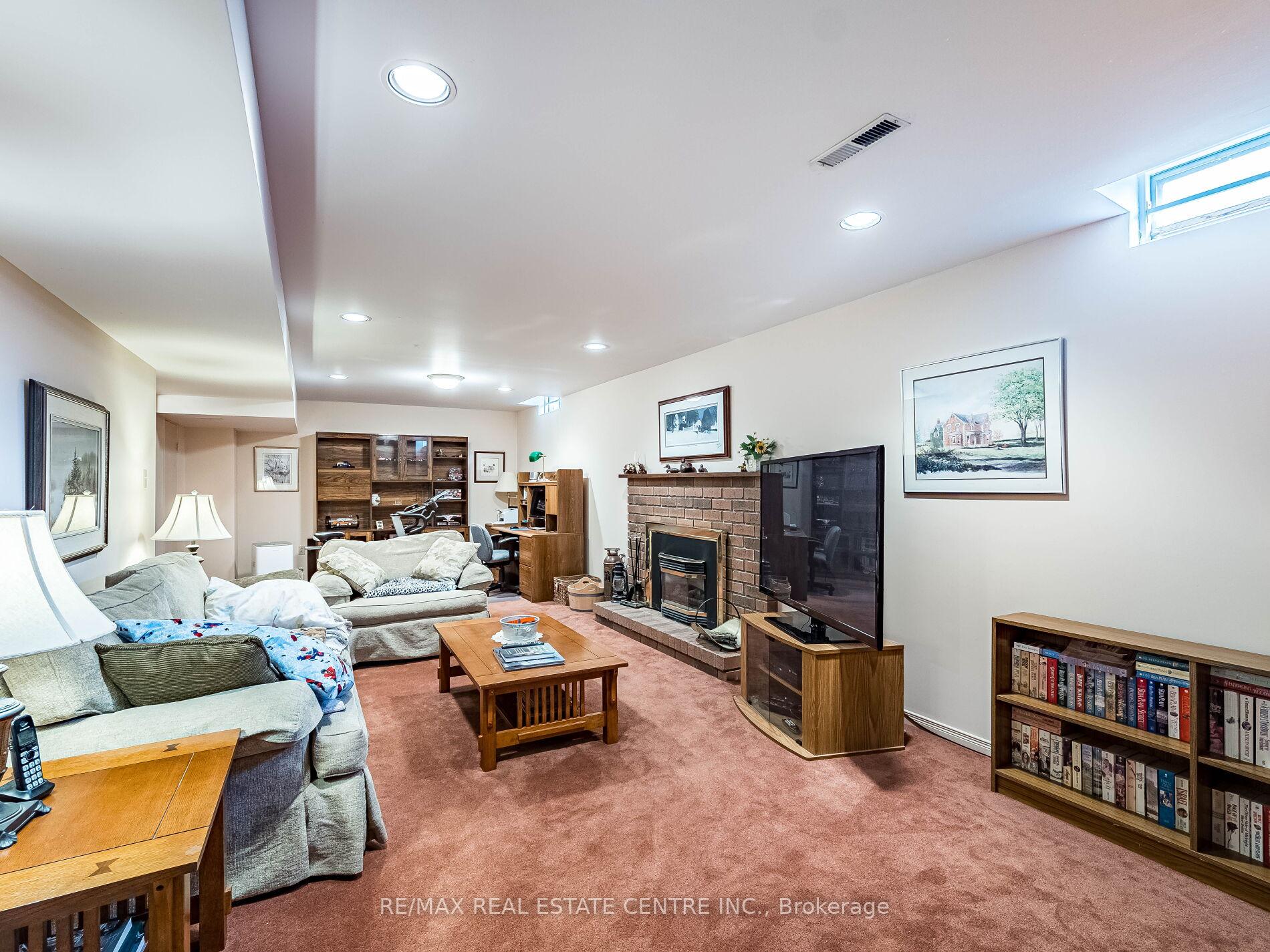 Photo 35 of 76 Turtlecreek Boulevard, Brampton, Fletcher's Creek South — HOMEH