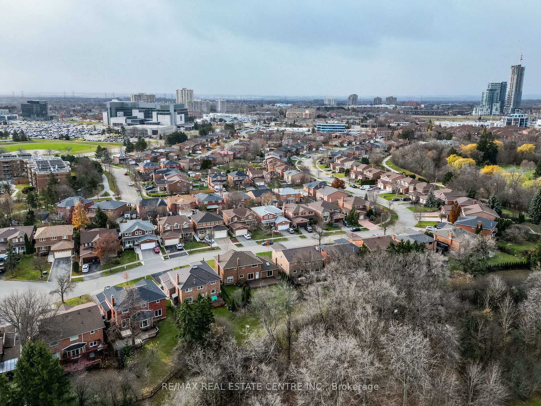 Photo 48 of 76 Turtlecreek Boulevard, Brampton, Fletcher's Creek South — HOMEH