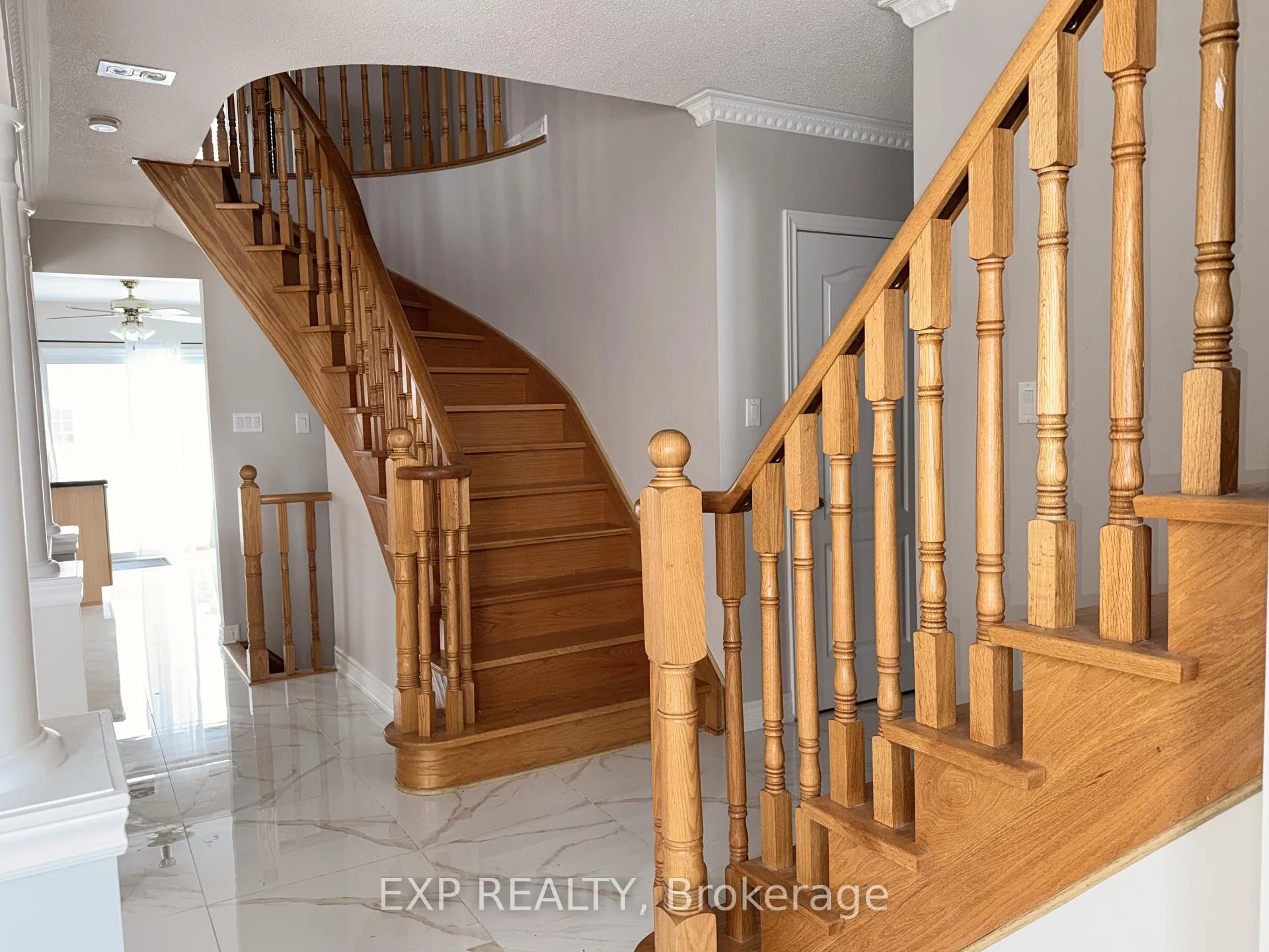 Photo 8 of 18 Highwood Road, Brampton, Snelgrove — HOMEH