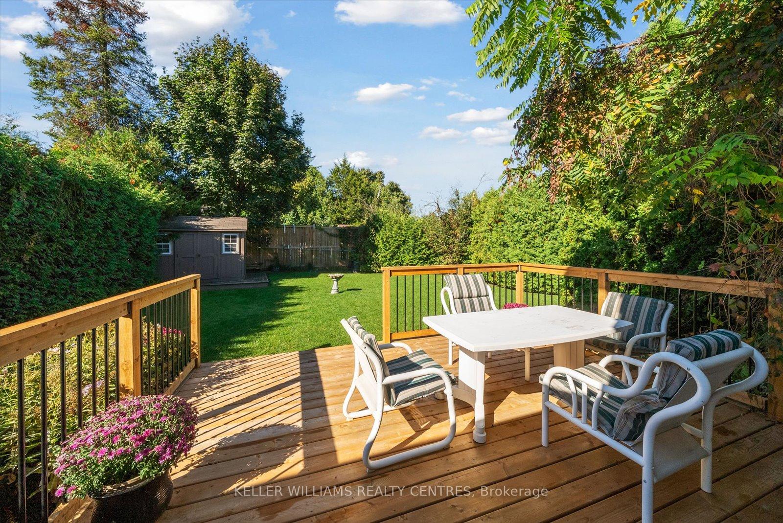 Photo 12 of 30 Laurentide Avenue, Aurora, Aurora Heights — HOMEH