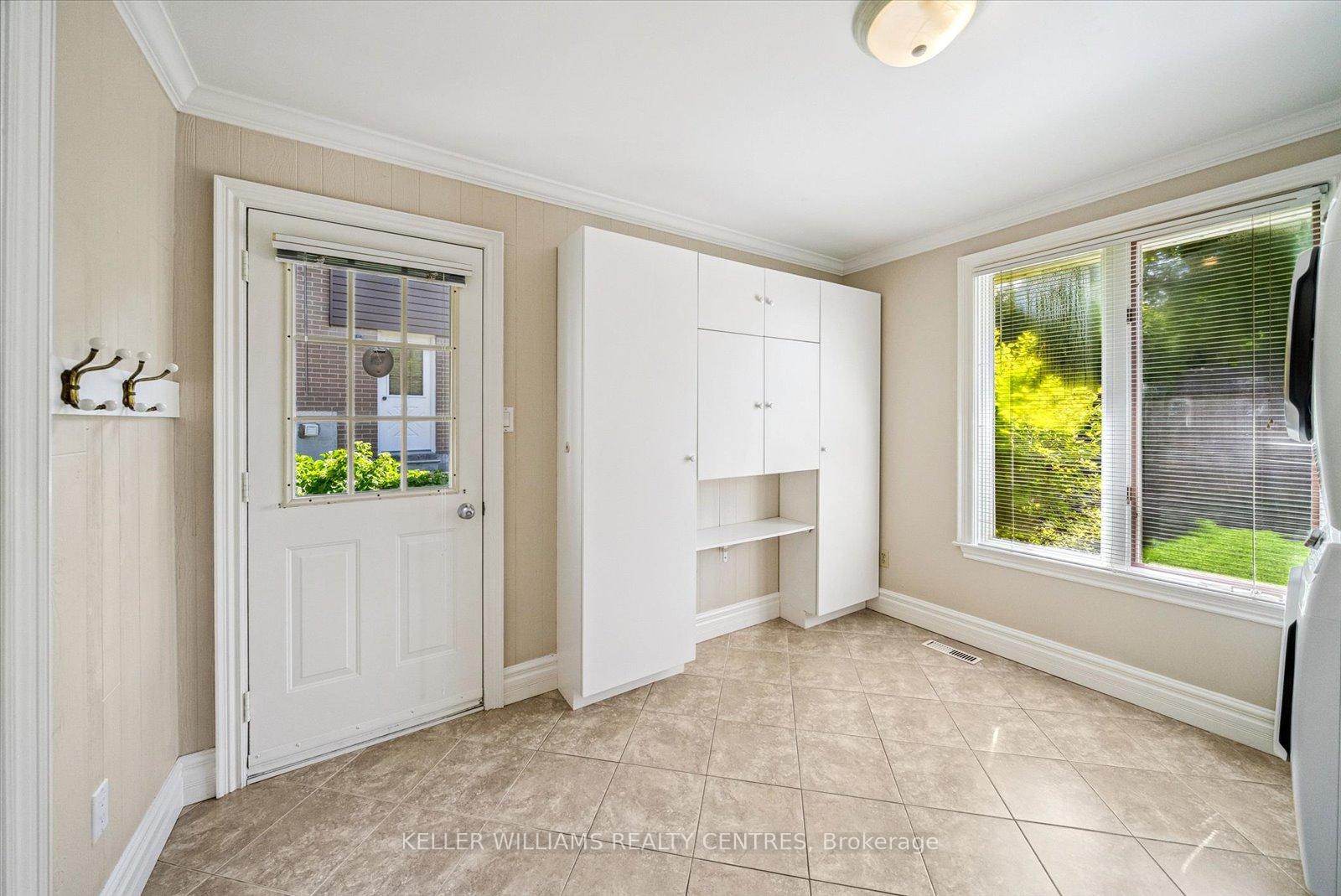 Photo 13 of 30 Laurentide Avenue, Aurora, Aurora Heights — HOMEH