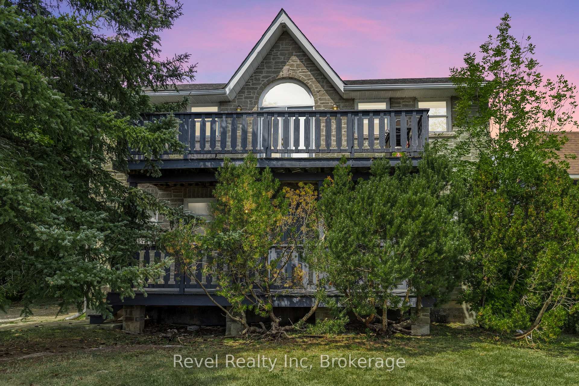 Photo 2 of 155 Settlers Way, Blue Mountains — HOMEH