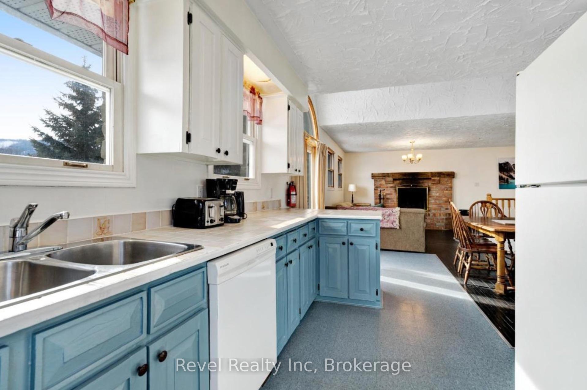 Photo 12 of 155 Settlers Way, Blue Mountains — HOMEH