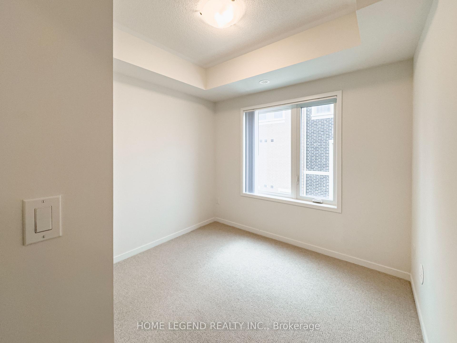 Photo 12 of Unit TH 344, 100 Honeycrisp Crescent, Vaughan, Vaughan Corporate Centre — HOMEH