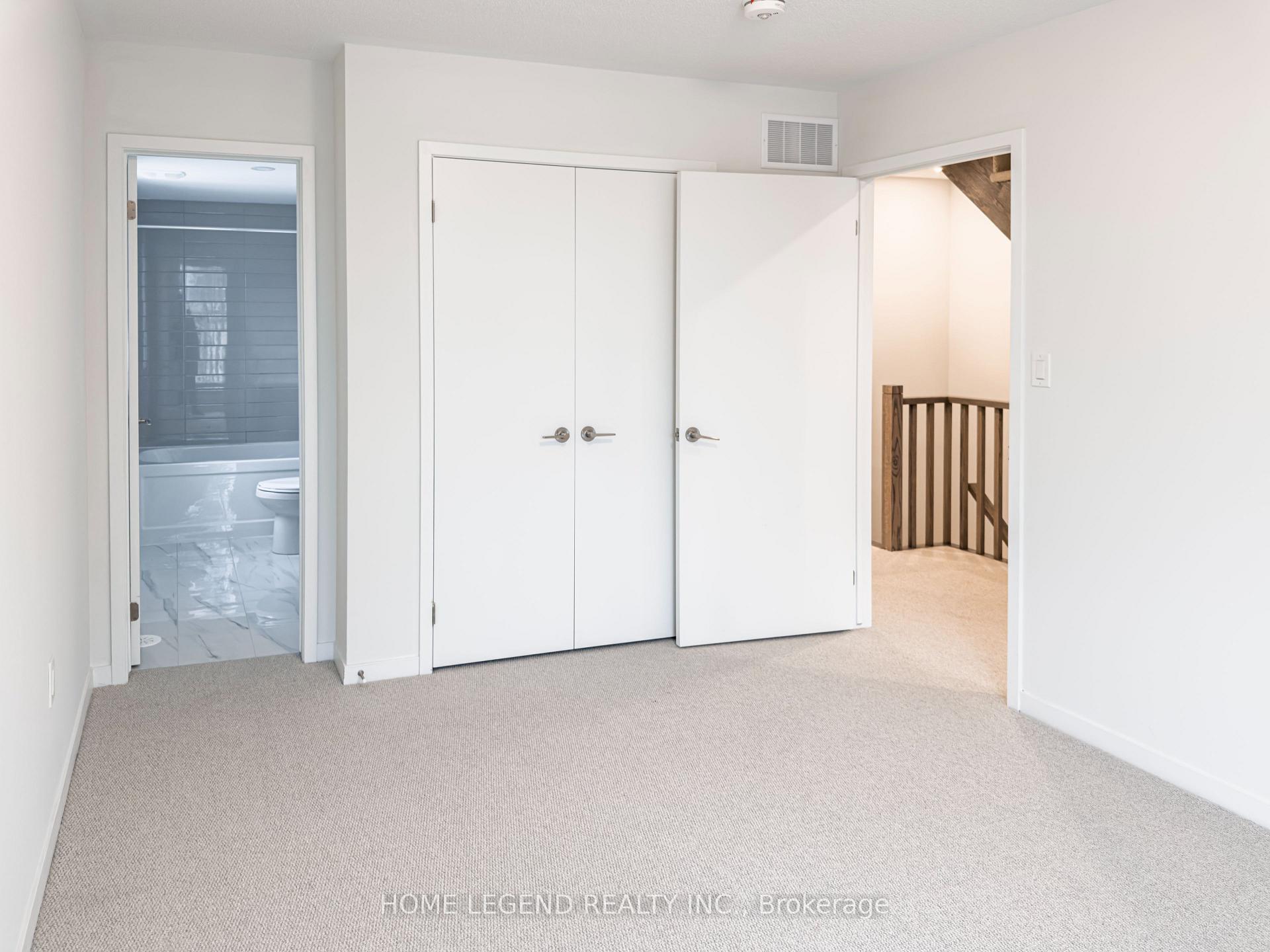 Photo 13 of Unit TH 344, 100 Honeycrisp Crescent, Vaughan, Vaughan Corporate Centre — HOMEH