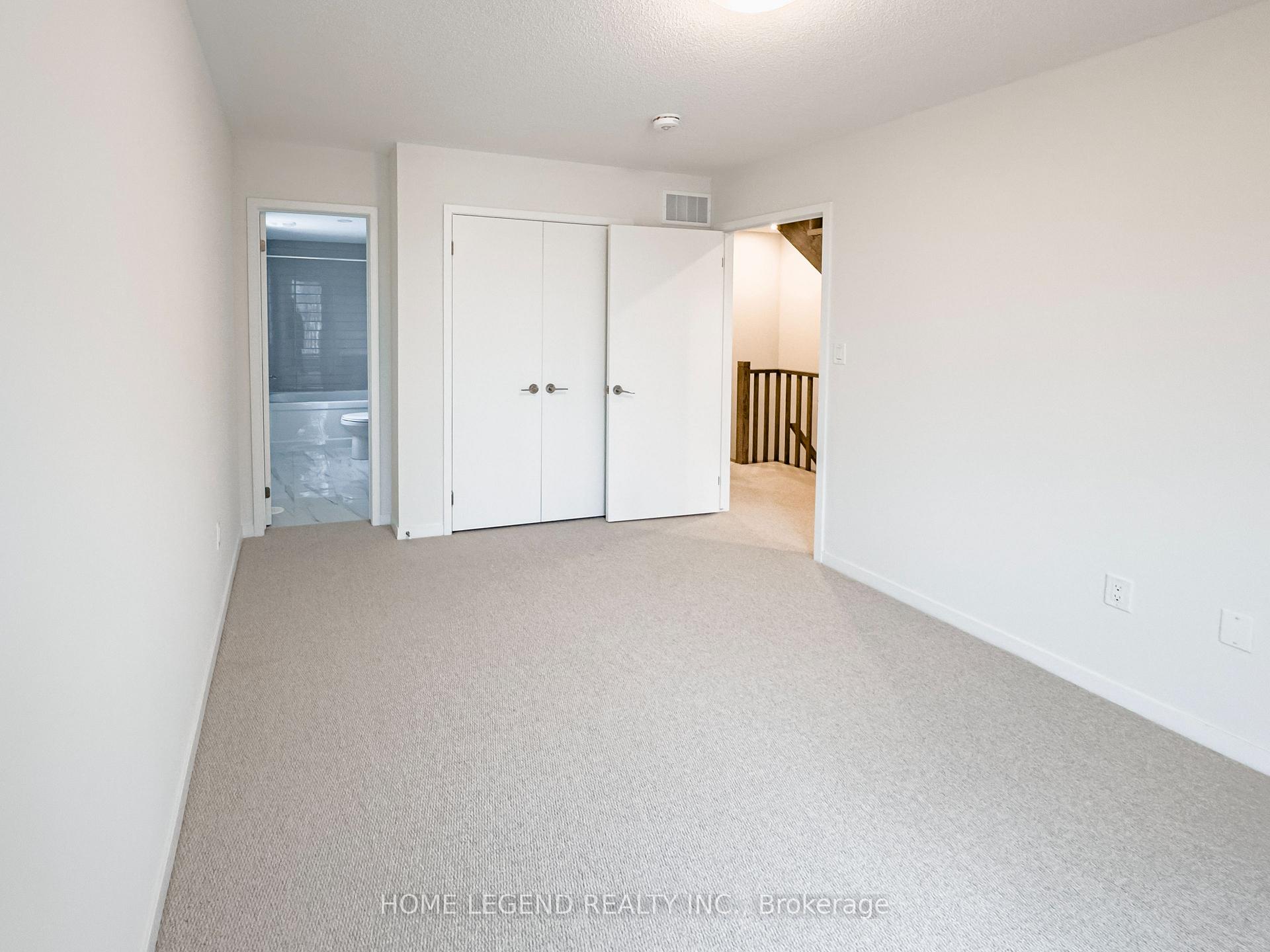 Photo 14 of Unit TH 344, 100 Honeycrisp Crescent, Vaughan, Vaughan Corporate Centre — HOMEH
