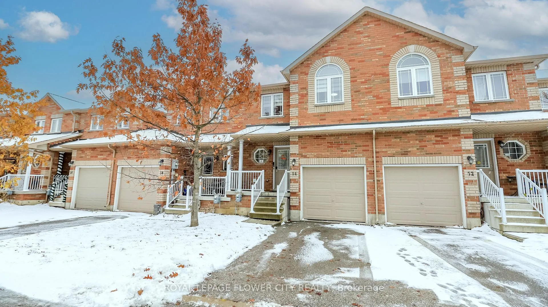 Photo 3 of Unit 72, 54 Southwoods Crescent, Barrie, Holly — HOMEH