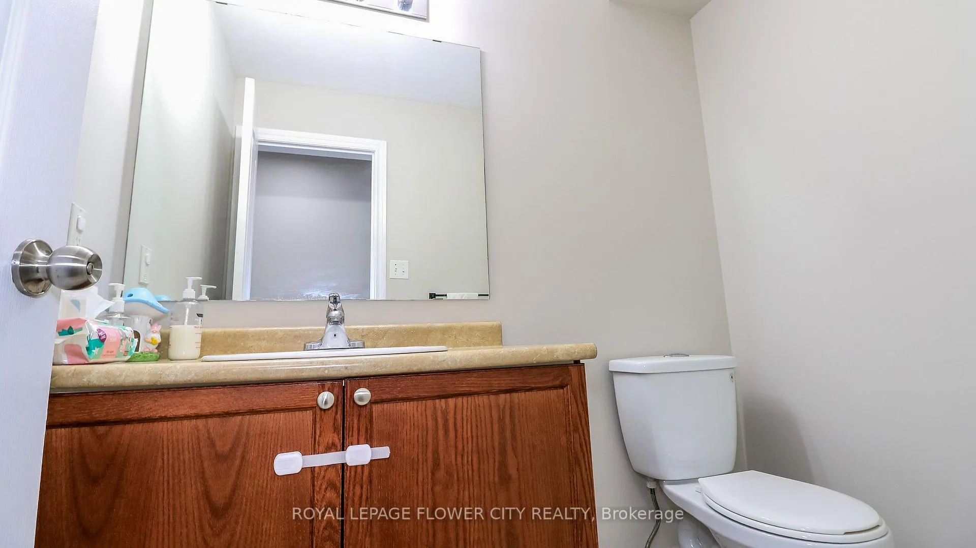 Photo 14 of Unit 72, 54 Southwoods Crescent, Barrie, Holly — HOMEH
