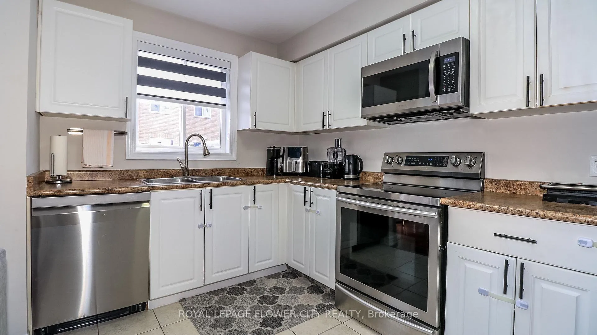 Photo 21 of Unit 72, 54 Southwoods Crescent, Barrie, Holly — HOMEH