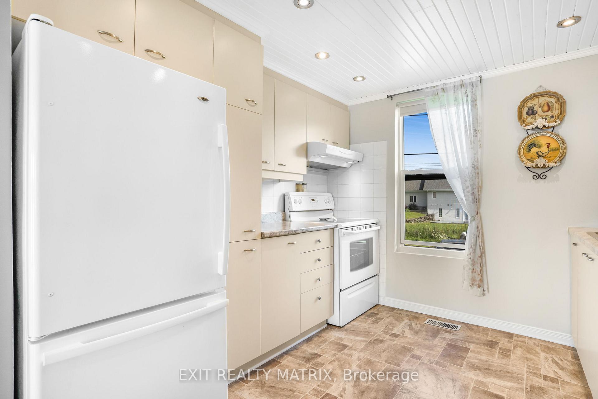 Photo 9 of 93 Montpetit Street, Champlain, Champlain Twp — HOMEH