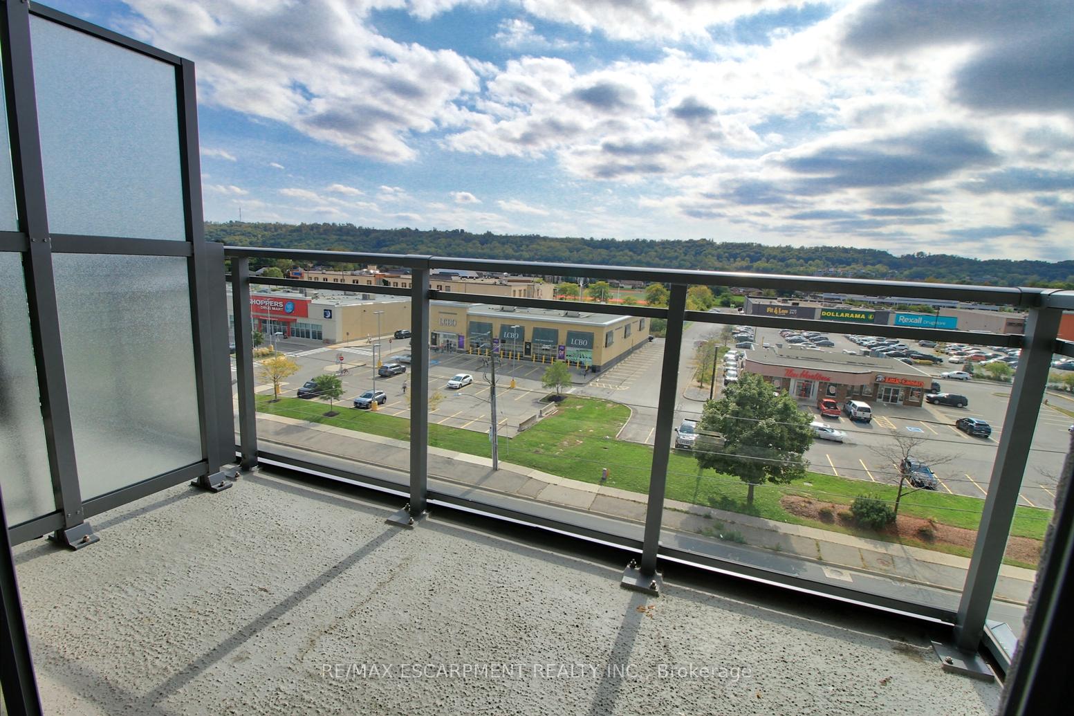 Photo 12 of Unit 607, 121 Highway 8, Hamilton, Stoney Creek — HOMEH