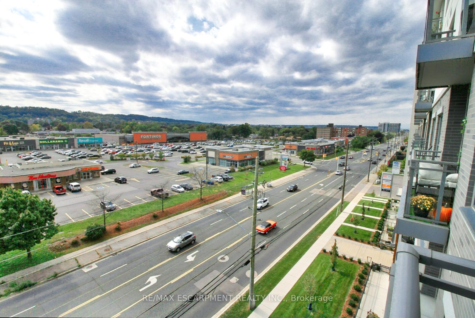 Photo 15 of Unit 607, 121 Highway 8, Hamilton, Stoney Creek — HOMEH