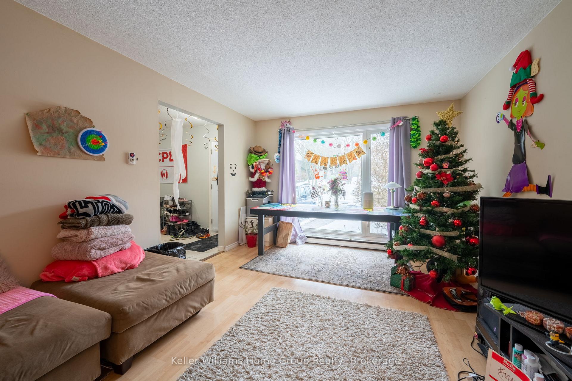 Photo 8 of 26 Wilsonview Avenue, Guelph, Dovercliffe Park/Old University — HOMEH