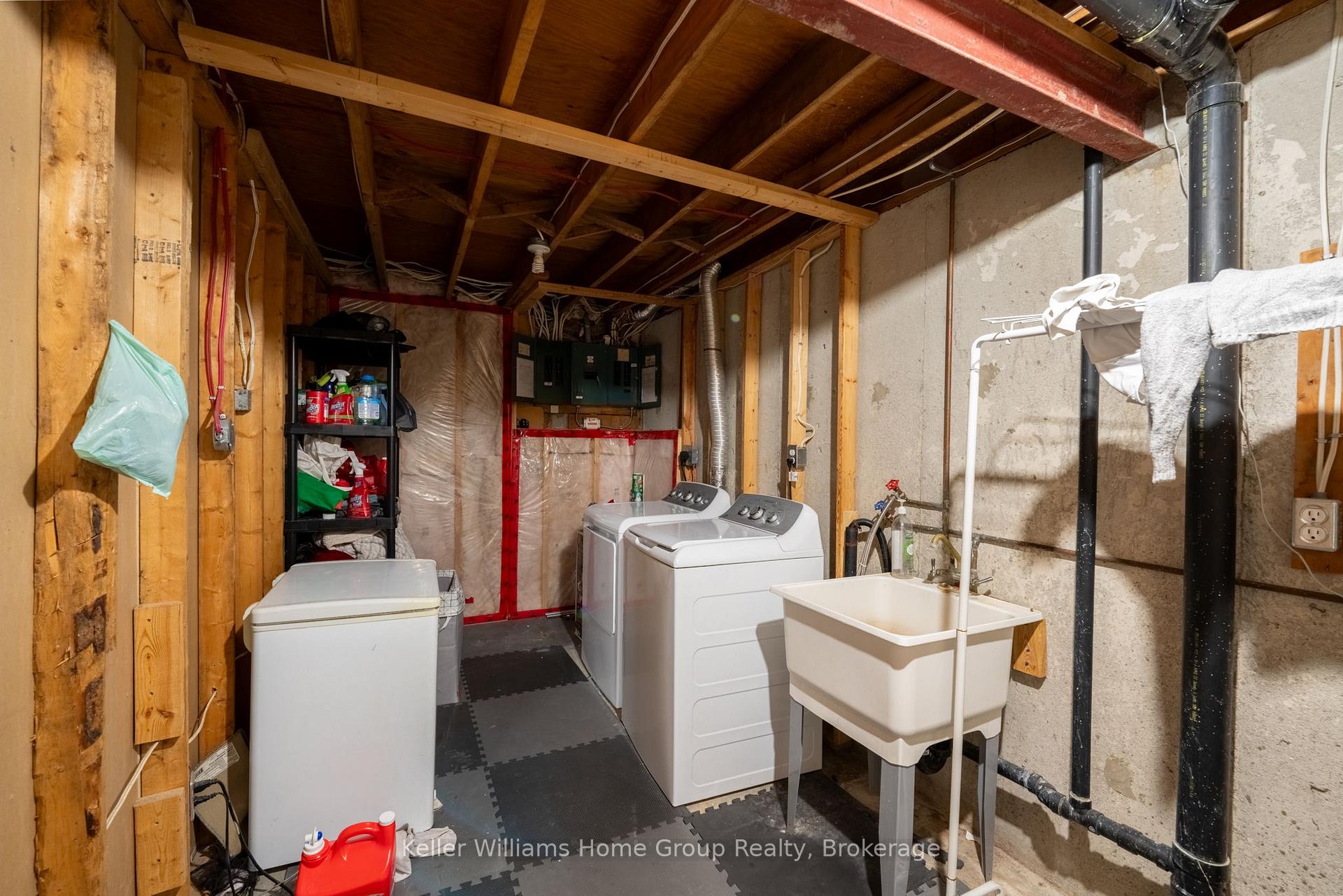 Photo 26 of 26 Wilsonview Avenue, Guelph, Dovercliffe Park/Old University — HOMEH
