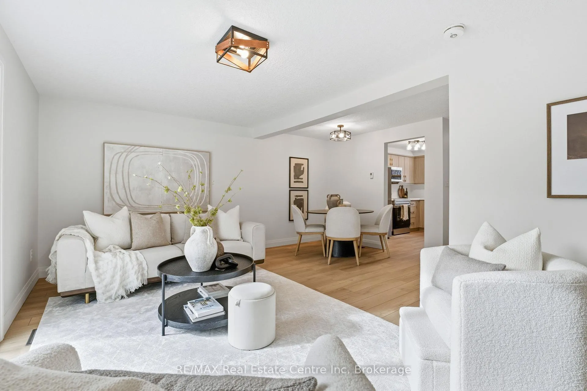 Photo 1 of Unit 1, 383 Edinburgh Road S, Guelph, Dovercliffe Park/Old University — HOMEH