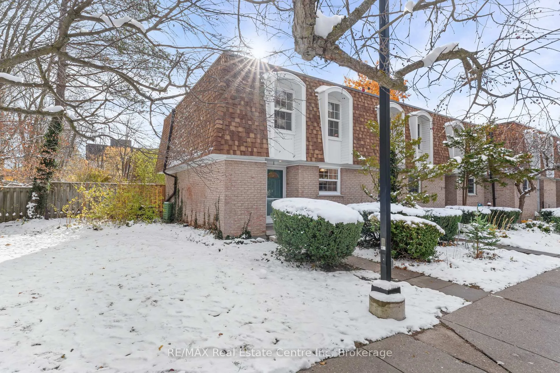 Photo 2 of Unit 1, 383 Edinburgh Road S, Guelph, Dovercliffe Park/Old University — HOMEH
