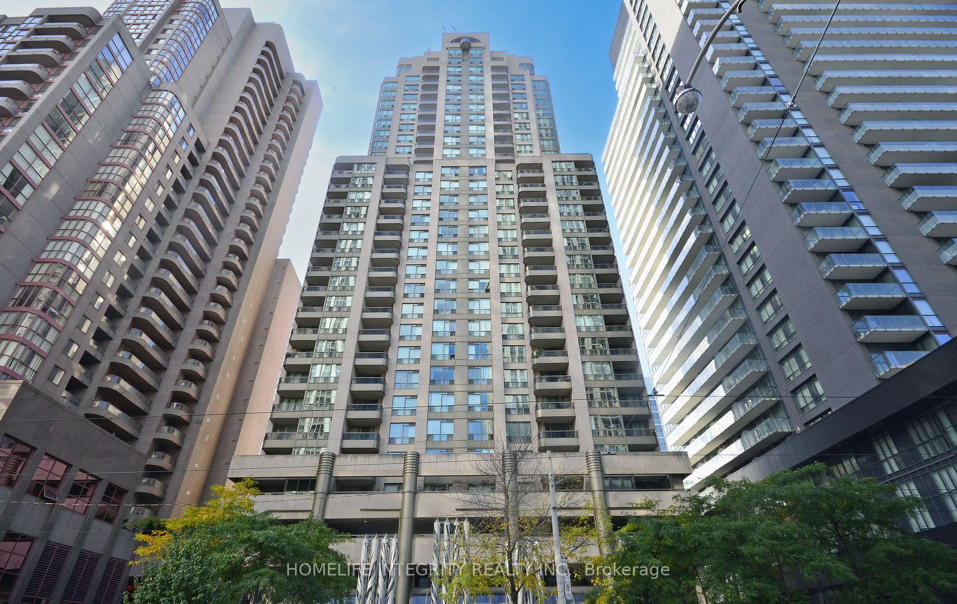Front of Unit 701, 750 Bay Street