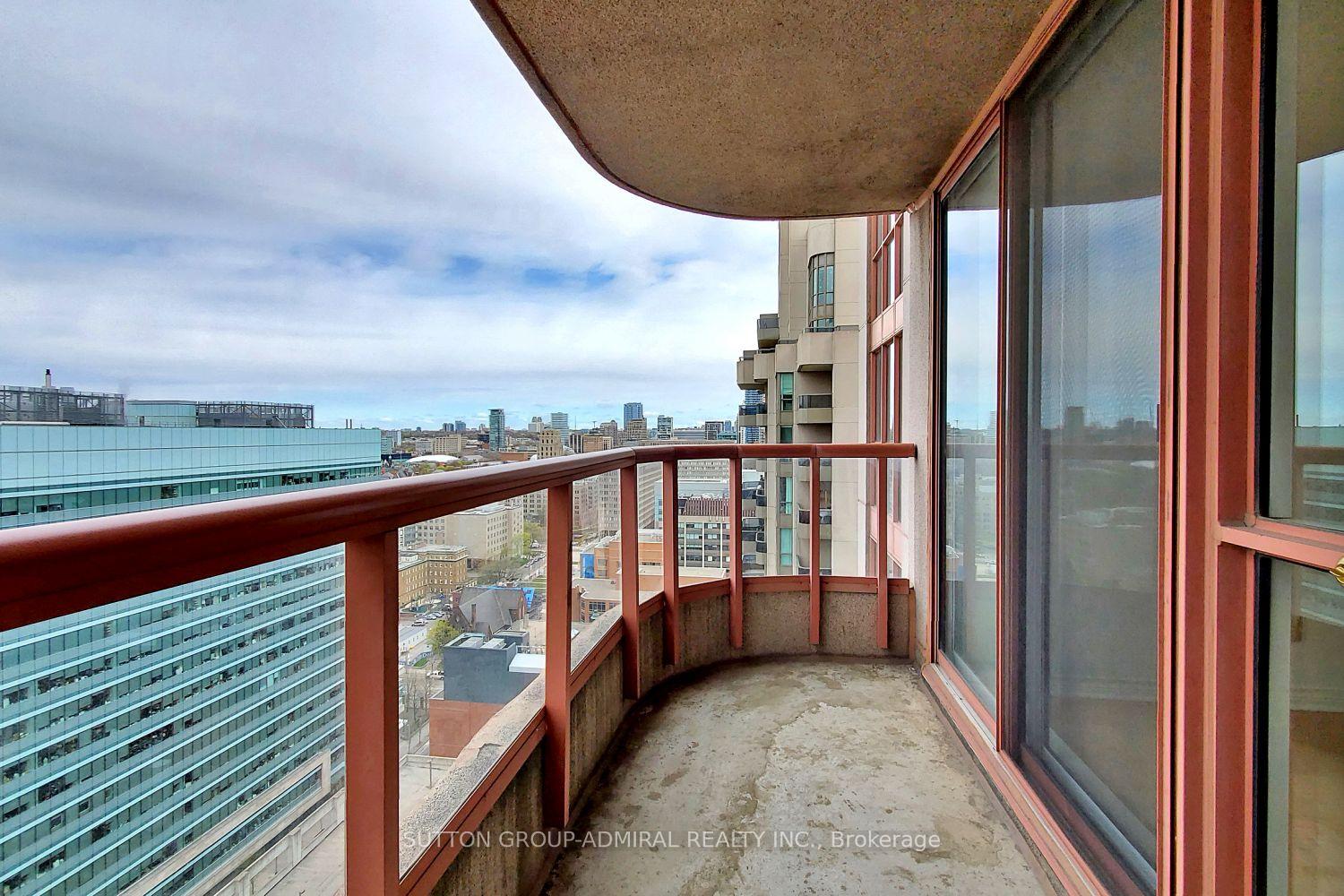Photo 14 of Unit 2405, 736 Bay Street, Toronto, Bay Street Corridor — HOMEH