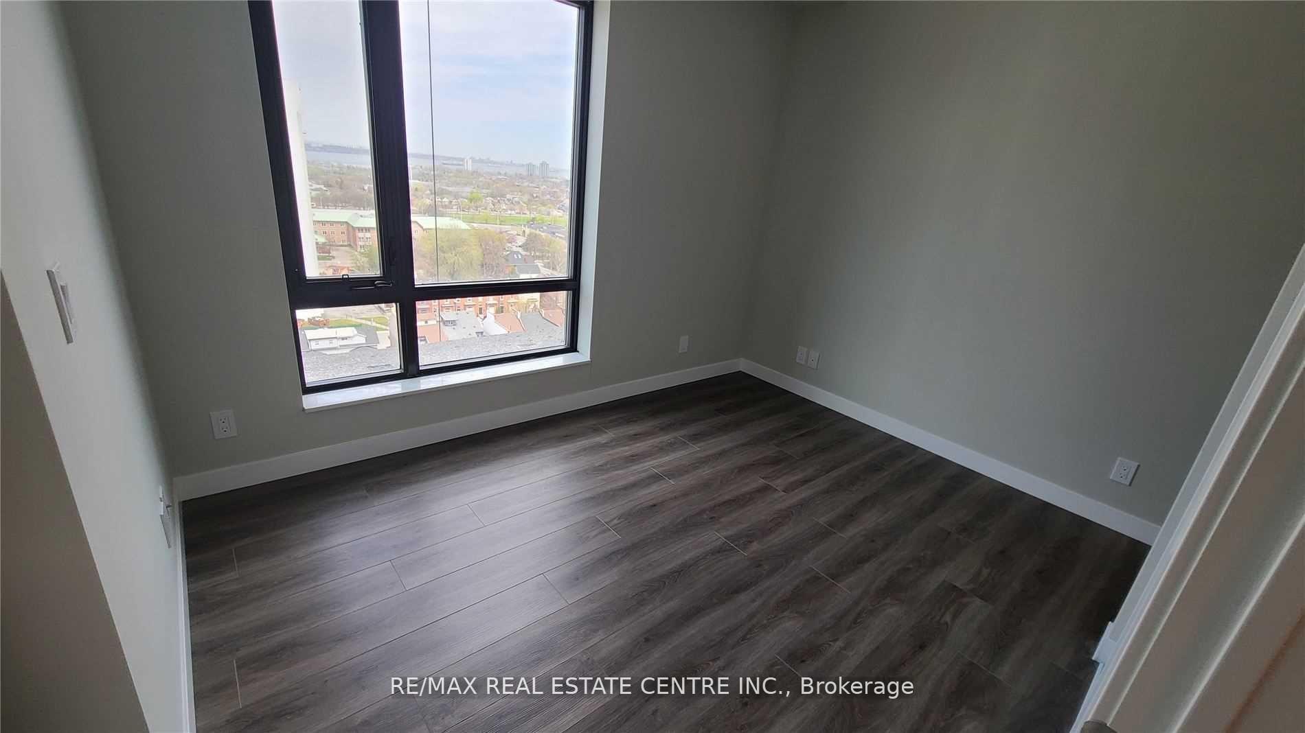 Photo 6 of Unit 1007, 15 Queen Street S, Hamilton, Central — HOMEH